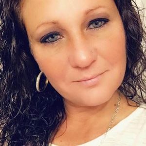 Meet your Posher, Kendra